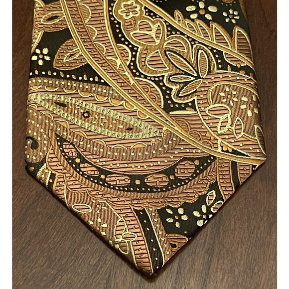 Twenty Dollar Tie Gold Hand Made 100% Silk Men’s Neck Tie - Picture 1 of 9